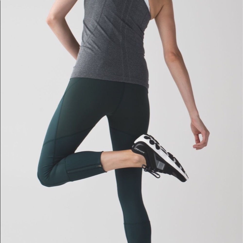 Lululemon Rebel Runner Crop 8